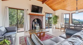 NEW Private Creekside Near Yosemite & Bass Lake - Image 2