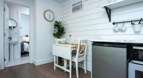 Private Escape! Tiny home style - Image 3