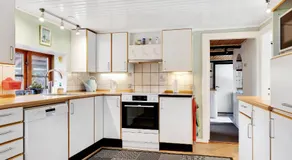 New Renovated Farmhouse - Image 4