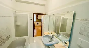 Hotel Ideal - Image 2