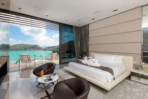 Cliff Top Residence - Image 2