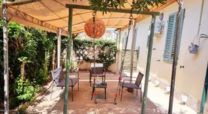 Rose Guest House - Image 5