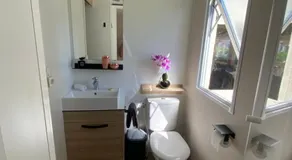 Mobil home récent climatisé avec terrasse-fréjus - Image 2