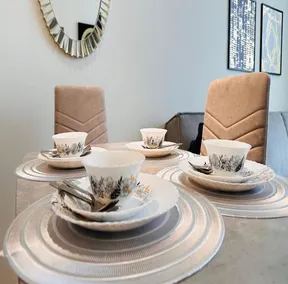 OYO HOME 1386 Premium One Bedroom Apartments - Image 3