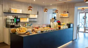 Charmant appart'hôtel convivial et familial avec jardin, sauna et terrasse | Vue lac | Avec animaux autorisés - Image 3