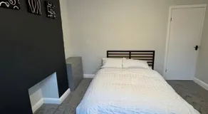 Stylish double room - Image 2