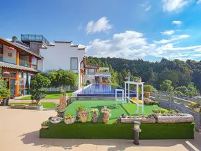 Tengchong Wengu 1970 Panoramic Wenquan Vacation Apartment - Image 4