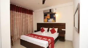 Hotel sunflower - Image 2