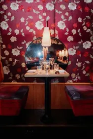 Hotel Lux - Image 3