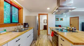 The Hideaway - Image 3