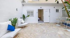 Carmen Beach Hostel Cullera - Image 3