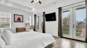 Paradise Villa: 2 blocks from beach, private pool - Image 2
