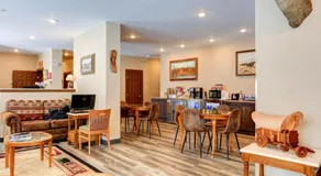 Wagon Wheel Hotel - Image 3
