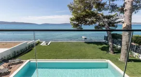 Beachfront Villa with Heated Infinity Pool and Direct Sea Access Kastela near Split - Image 5