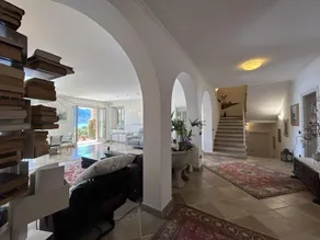 Villa near Lake with Panoramic Views - Image 4