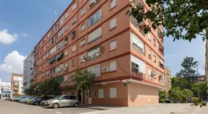 Travel Habitat Peset Aleixandre Apartments - Image 5