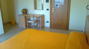 Life Hotel - Image 2