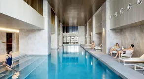 A Chic 2BR Apt with Panoramic Views FREE Parking - Image 4
