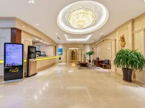 Goldenlily Hotel - Image 2