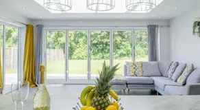 The Orchard - Spacious 5 Bed - Image 2