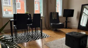 Central London spacious Studio - Image 2