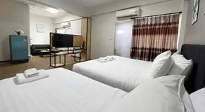 Golden Nest Hotel Suvarnabhumi - Image 2