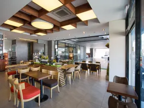 Tongyeong Anchovy Tourist Hotel - Image 2