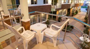 Fahsai Bay Villa - Image 2