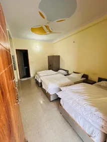 Vedic Hatha Vinyasa Yoga Ashram - Image 5