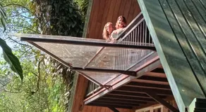 The Bridge View Cabin - Image 4