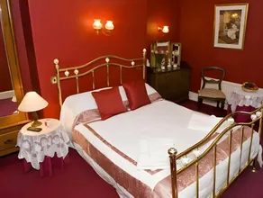 The Beckett Guest House - Image 5