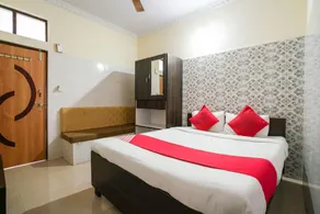 Hotel O Sweekar Inn - Image 1