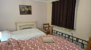 Cosy in Colchester x5 - Image 2