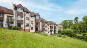 Host & Stay - The Fairways - Image 3