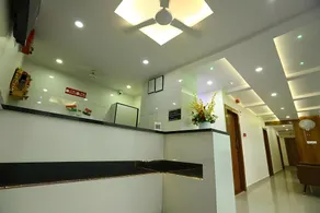 OYO Hotel Golden City - Image 3