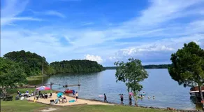 Alpine Lakeview Motel Room WiFi,Sandy beach Boat Ramp,Pier,Marina,Bath House with Laundromat - Image 5