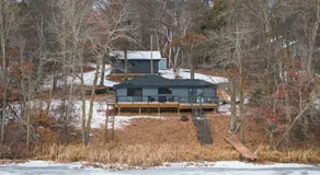 Anchor Bay - Image 4