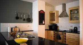 Superiore-Appartamento-Bagno privato-Vista città - Image 3