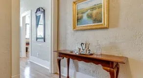 Historic Lebanon Gem: Central Walkable Location! - Image 4
