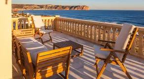 Mar-Beach front apartment in Jávea - Image 4
