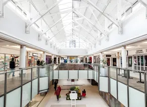Gardens Centre Holiday Apartments - Image 5