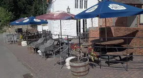 The Hardinge Arms - Image 4