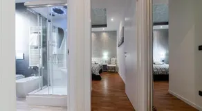 FASHION APARTMENT SILVER Bologna - Image 2