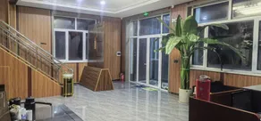 Dongxiangfang Hotel - Image 4