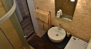 Apartament Golden Rose 1 - Image 2