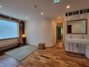 泊まる寿司屋一力 Sushi house - Image 3