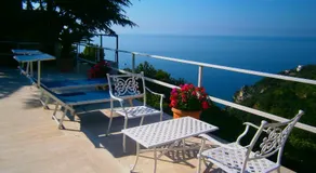 Villa En Rose - Image 3