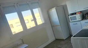 Apartment 2 minutes from Groupama - Image 4