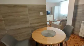 Apartment Holiday - Image 2