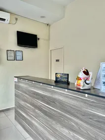 Hotel Premier Inn (Prima Square) - Image 1